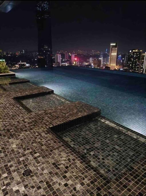 1+ 1 Bedroom 4-5Pax/Klcc/ Bukit Bintang/City View/Mrt Kuala Lumpur Exterior foto